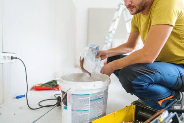 Best Biohazard Mold Removal  in Iron Mountain, MI